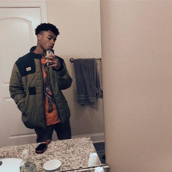 Meet your Posher, Josh - Picture 1 of 1